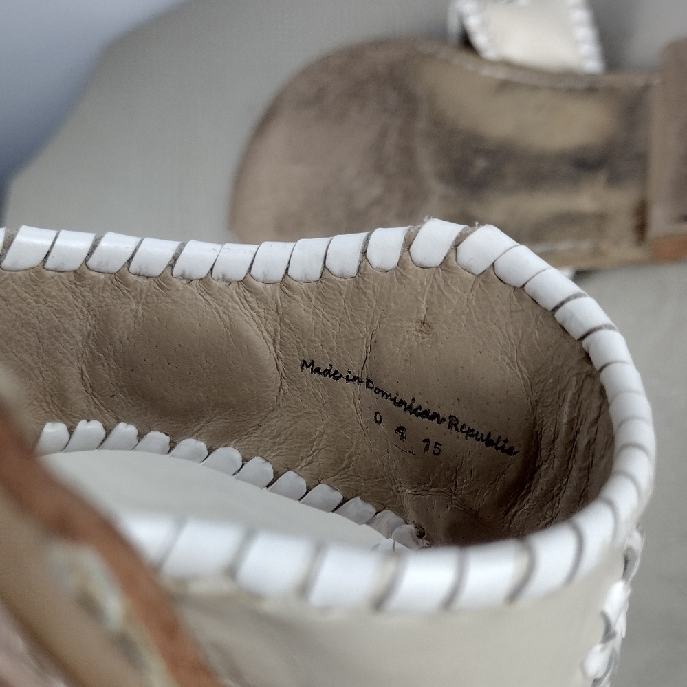 Jack Rogers Cream Sandals - Picture 5 of 6